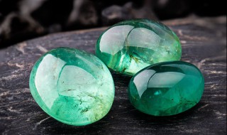 干青是翡翠吗 翡翠什么叫干青