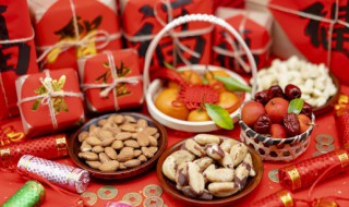 有关春节的诗句有哪些 有关春节的诗句有哪些 小学