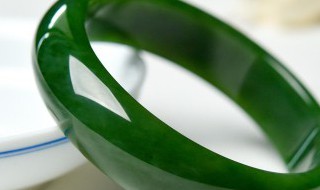 翡翠手镯价格走势（玉镯价格走势）