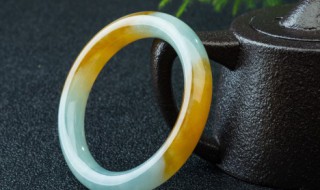 怎样识别翡翠手镯 怎样识别翡翠手镯的种与水