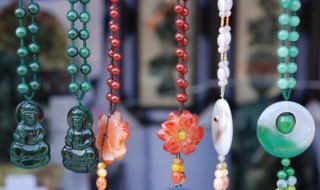 翡翠项链 翡翠项链怎么鉴定真假识别