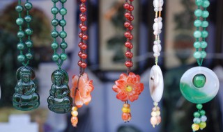 红翡翠价格（红翡翠价格图片）