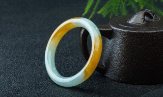 怎样让翡翠手镯润透 如何让翡翠手镯更润透