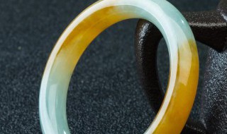 一般的翡翠镯子价格(翡翠镯子的价位)