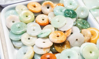 翡翠货源（翡翠货源厂家直供什么地方好些）