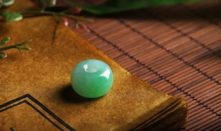 翡翠的介绍 翡翠的知识和介绍