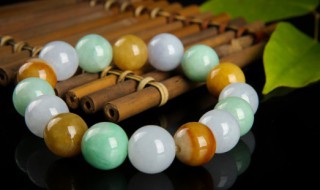 高冰玻璃种翡翠价格(高冰种翡翠价格查询)