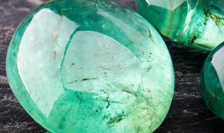 翡翠成品(翡翠成品图片)