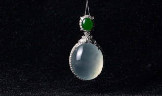 翡翠葫芦吊坠价格 翡翠葫芦吊坠多少钱