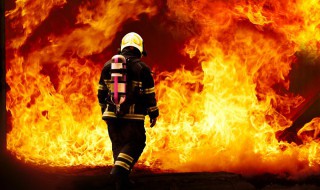 汽油引起的火灾属于什么类（汽油引起的火灾属于什么类火灾）