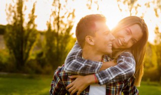 男生为什么不喜欢女生打耳洞 为什么有些男生不喜欢女生打耳洞