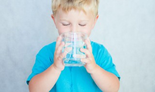 小孩子青春期叛逆怎么办 如何帮助孩子度过青春叛逆期