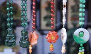 翡翠男士项链（男款翡翠项链）