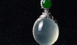 翡翠白菜值多少钱（台北故宫的翡翠白菜值多少钱）