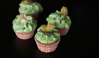 杯装蛋糕的做法（杯装蛋糕的做法视频）