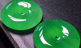 豆种翡翠镯子 豆种翡翠镯子图片