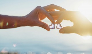 情人节生日祝福语 情人节生日祝福语 简短独特