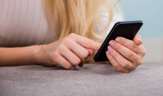 微信怎么玩骰子（微信怎么玩骰子最大）