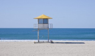 适合在海边发的伤感说说（适合去海边发的说说）