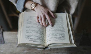 书是属于什么垃圾（书本属于哪种垃圾）