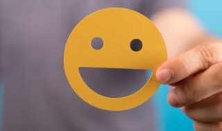 三观超正励志个性一句话说说（三观超正的励志句子）