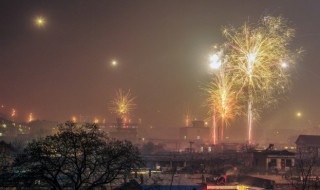 晚上发的伤感文案（晚上发的伤感文案短句）