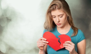 突然让鼻子很酸的一句话 突然让你鼻子一酸的