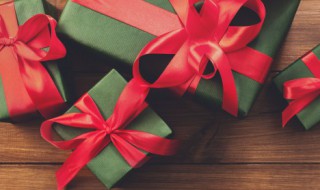 母亲节晒孩子礼物的说说文案（妈妈送孩子礼物的文案）