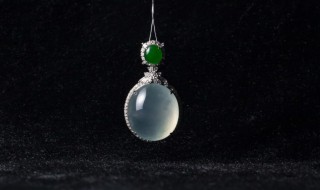 翡翠吊坠怎么养 翡翠吊坠怎么养盘