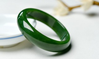 怎么养新翡翠 新买的翡翠怎么保养