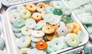 翡翠抛光不好的什么样子（翡翠抛光好吗）