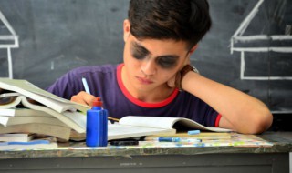 传组词和拼音 佳组词和拼音