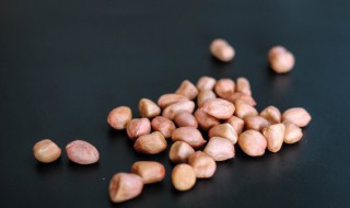生花生吃了有什么好处和坏处(生花生吃了有什么好处和坏处 中医)
