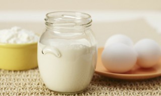 喝羊奶的好处和坏处 女性睡前喝羊奶的好处和坏处