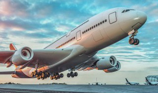 梦见自己在开飞机 梦见自己在开飞机是什么意思