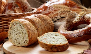 全麦面包血糖高的人可以吃吗（全麦面包血糖高能吃吗?）