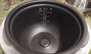 高压锅蒸米饭选择哪个功能 蒸米饭是用高压锅好还是电饭锅好