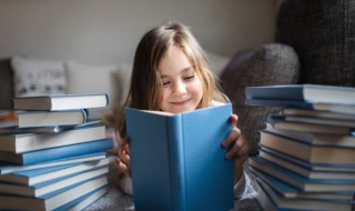 鸱鸦嗜鼠的意思和造句 鸱鸦嗜鼠的成语故事