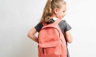 春诵夏弦的意思和造句（春诵夏弦造一个好句）