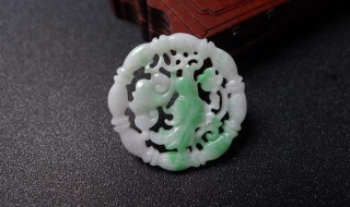 翡翠吊坠包什么寓意 吊坠包包有什么寓意