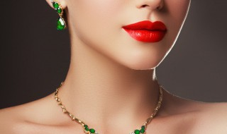 翡翠a货b货有什么区别（翡翠a货跟b货的区别）