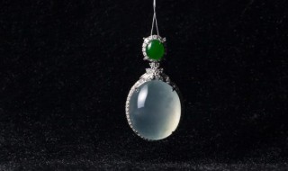 什么样的翡翠玉镯才可以定为a货 翡翠玉手镯a货是什么意思