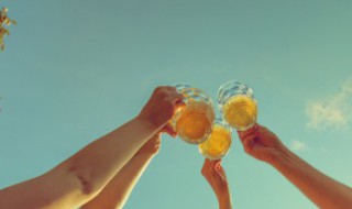 啤酒浇发财树的正确方法 啤酒可以用来浇发财树吗