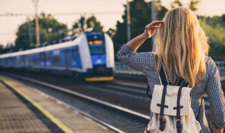 昵称女生优雅2个字 优雅两个字昵称