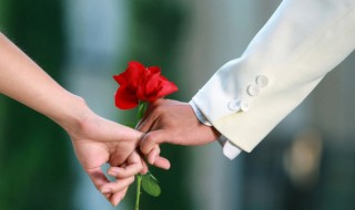 六朵玫瑰代表什么 男人送六朵玫瑰代表什么