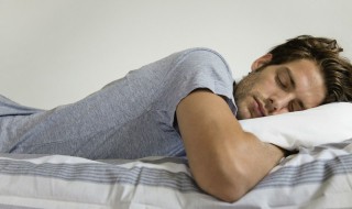 梦见火车站送人什么意思(梦见火车站送人是什么意思)