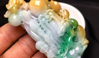 福禄寿翡翠什么意思（翡翠福寿如意寓意）