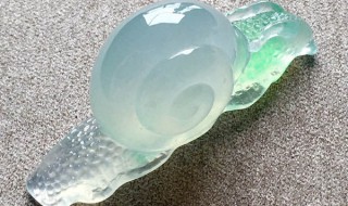 翡翠蜗牛寓意是什么意思 蜗牛的寓意和象征玉坠