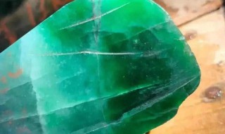 缅甸翡翠公盘是什么 中缅玉石公盘是什么市场