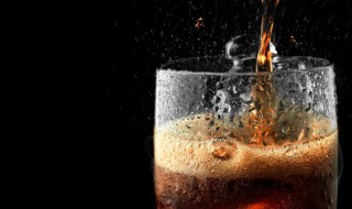 可乐是什么垃圾 没喝完的可乐属于什么垃圾